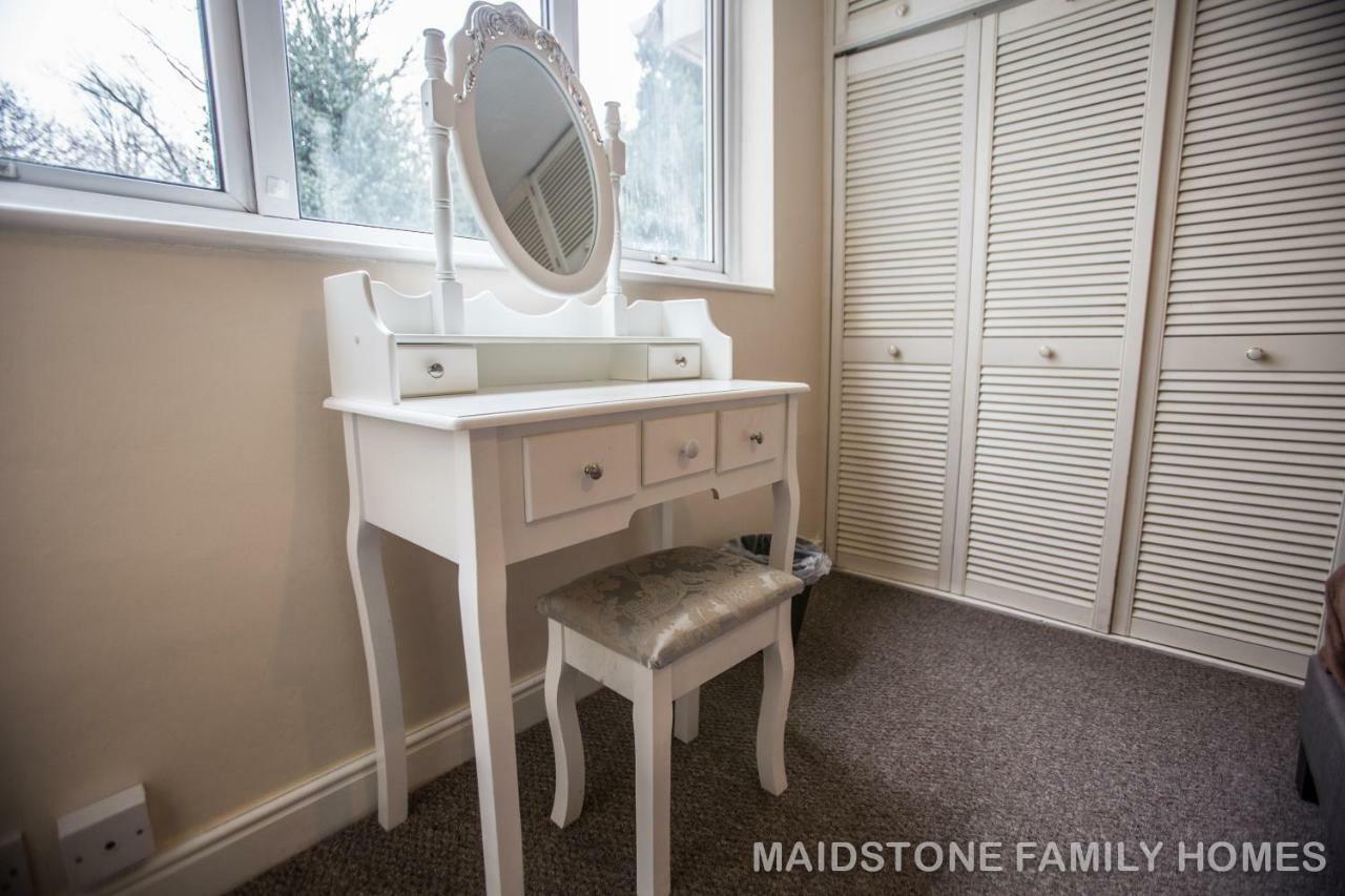 Maidstone Family Homes Upper Road Cottage 外观 照片