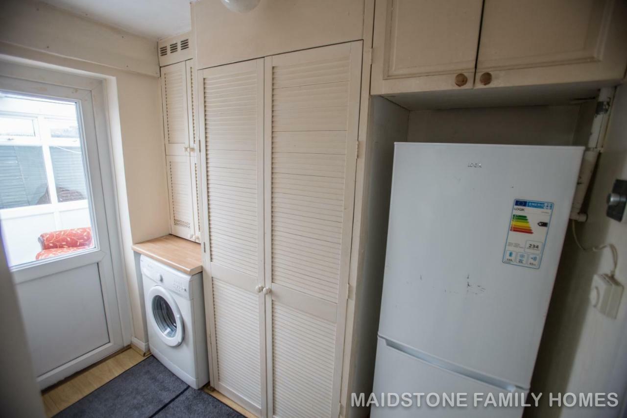 Maidstone Family Homes Upper Road Cottage 外观 照片