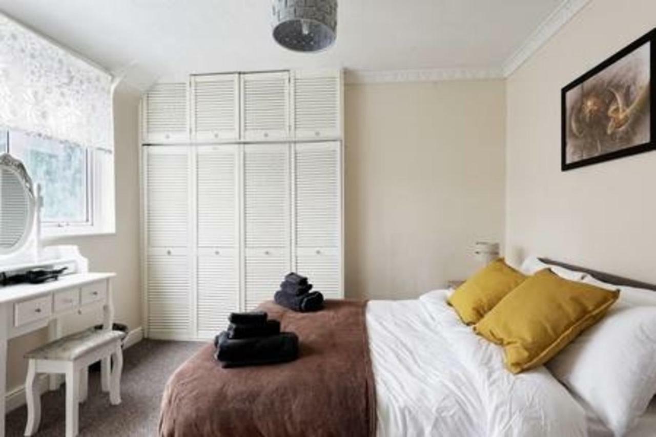 Maidstone Family Homes Upper Road Cottage 外观 照片