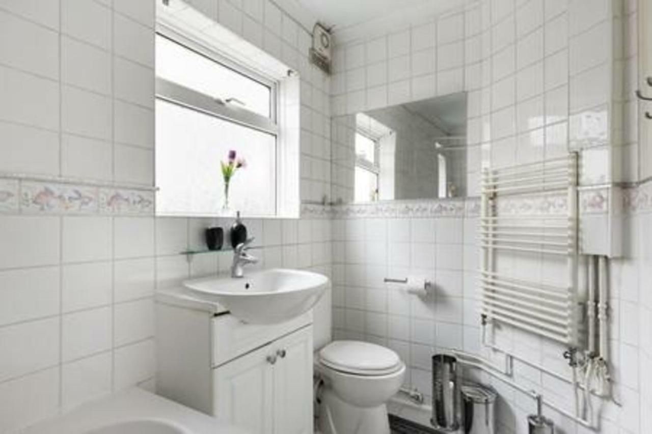 Maidstone Family Homes Upper Road Cottage 外观 照片
