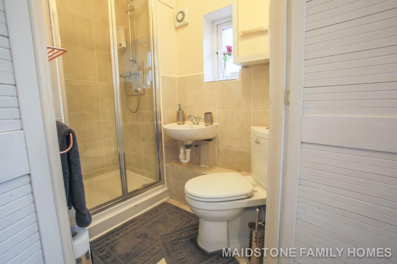 Maidstone Family Homes Upper Road Cottage 外观 照片